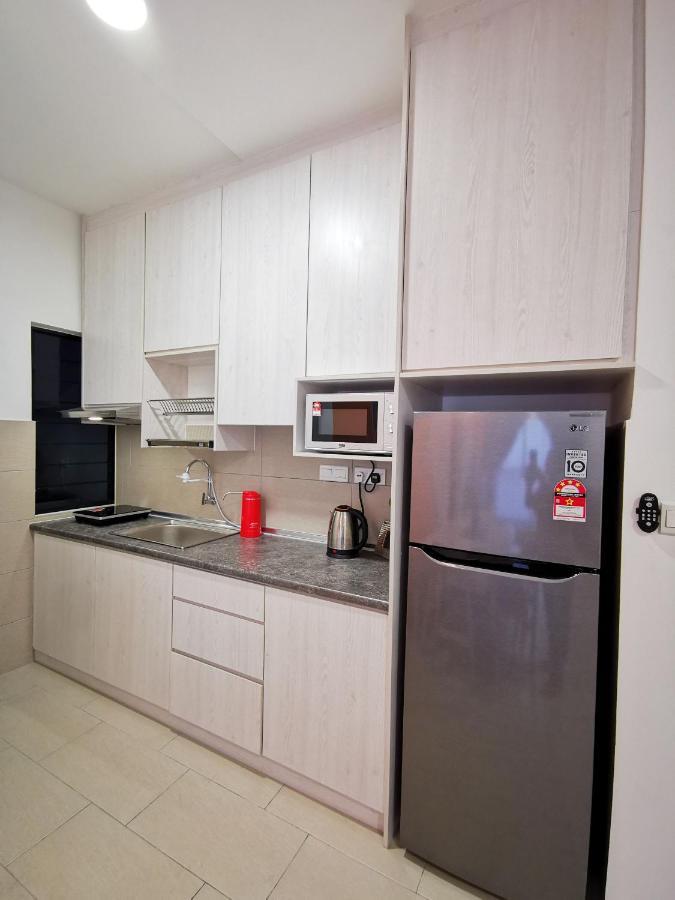 Astetica Residences 200Mbps Wifi Netflix Сери Кембанган Екстериор снимка